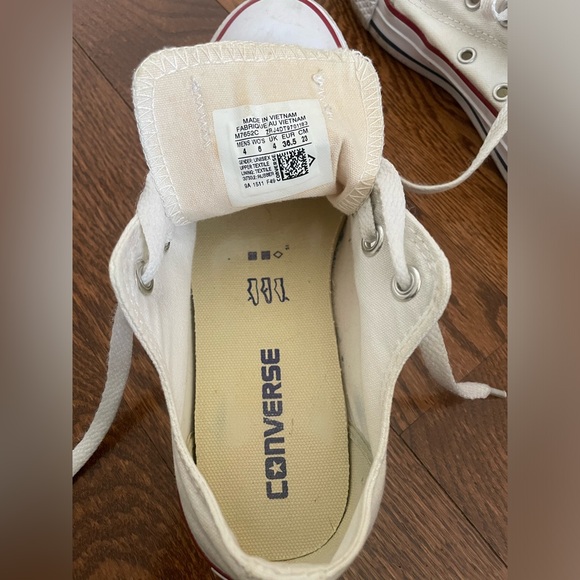 CONVERSE Chuck Taylor All Star Sneakers White Women's 6 THEY FIT LIKE A 5.5 - Picture 3 of 7